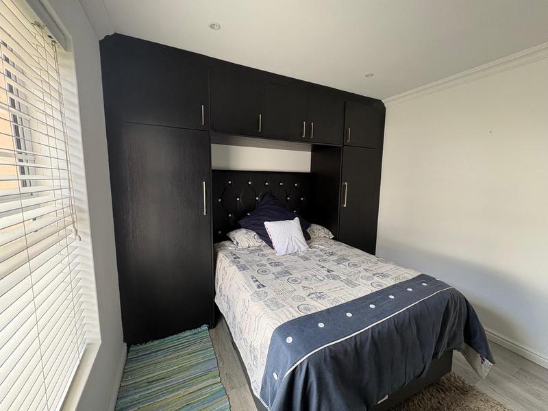 2 Bedroom Property for Sale in Ottery Western Cape